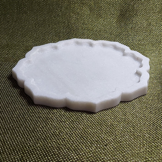 Carved Tray, 8 Petals, H0.5' W8' L8', Weight - 650 gms